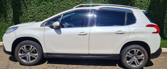 PEUGEOT 2008 1.6 16V FLEX GRIFFE 4P AUTOMÁTICO PEUGEOT 2008 1.6 16V FLEX GRIFFE 4P AUTOMÁTICO